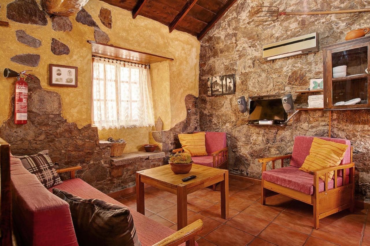 Casa Rural - Laendliches Haus, Pepita La De Las Flores Tejeda  Luaran gambar